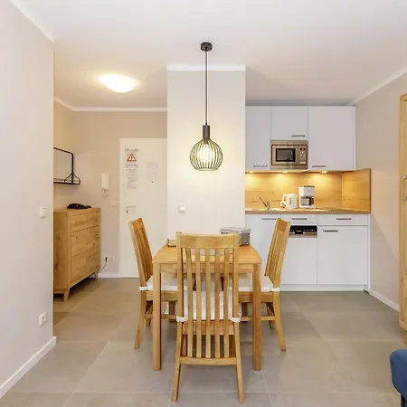 Strandjuwel 233 *